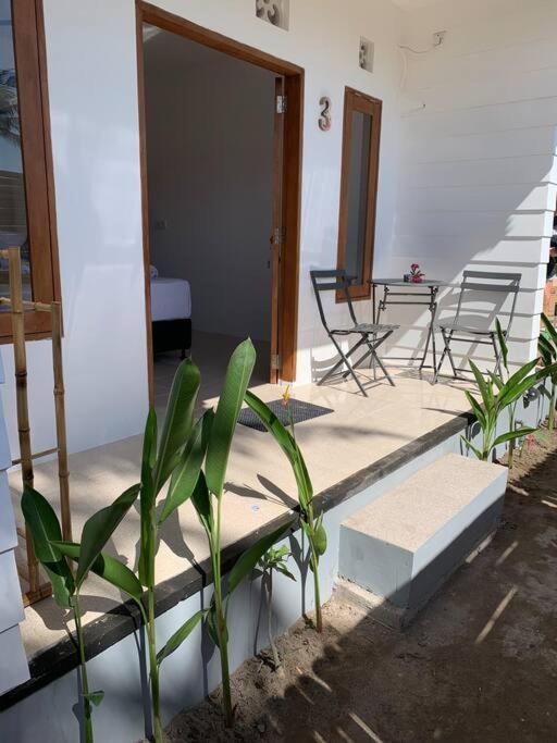 3 Monkeys Lembongan Gym Recovery Centre * Nusa Lembongan