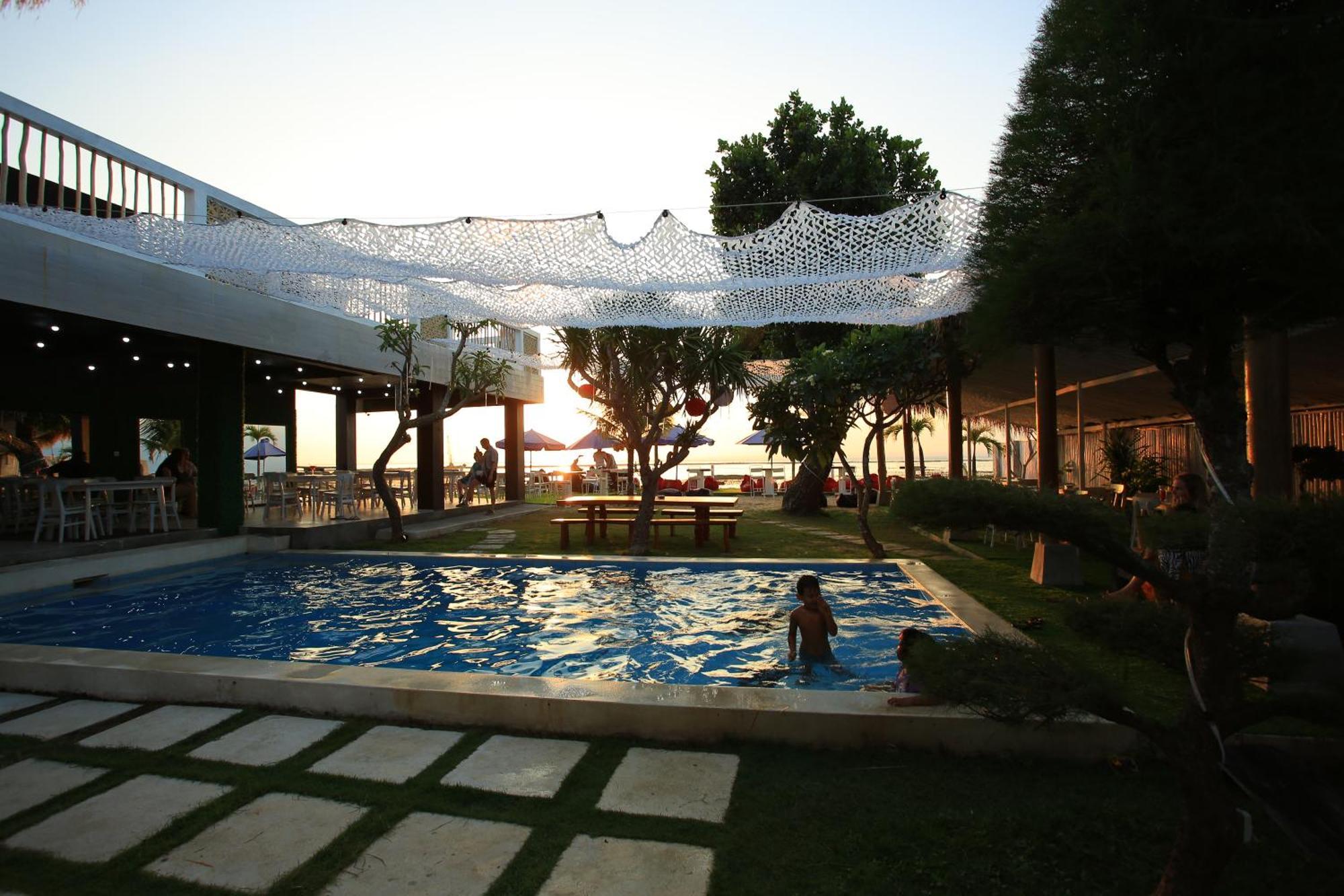 3 Monkeys Lembongan Gym Recovery Centre Appartement